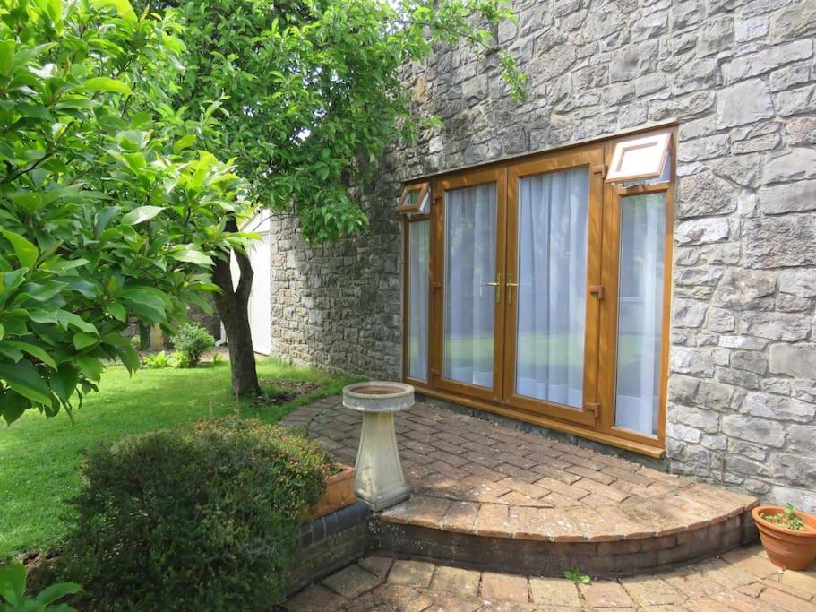The Stables At Nyland View,